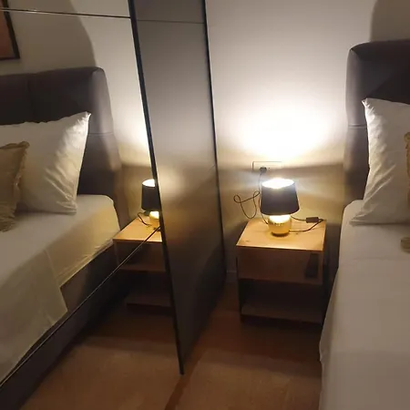 Gold Shine Апартаменты