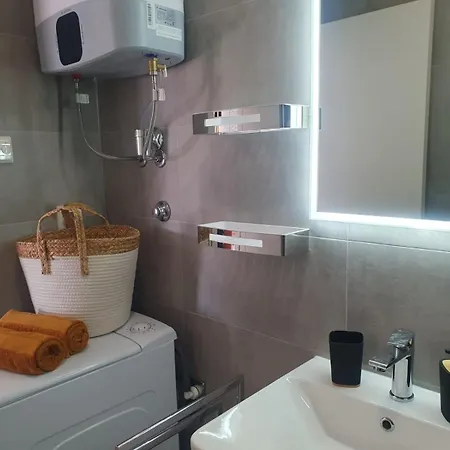 Gold Shine 자다르