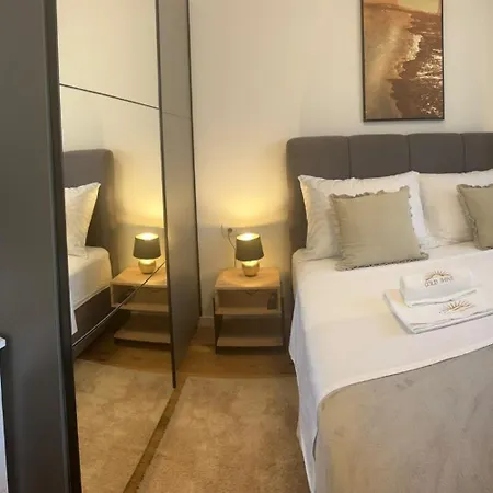Gold Shine Apartamento