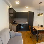 Gold Shine Apartamento *